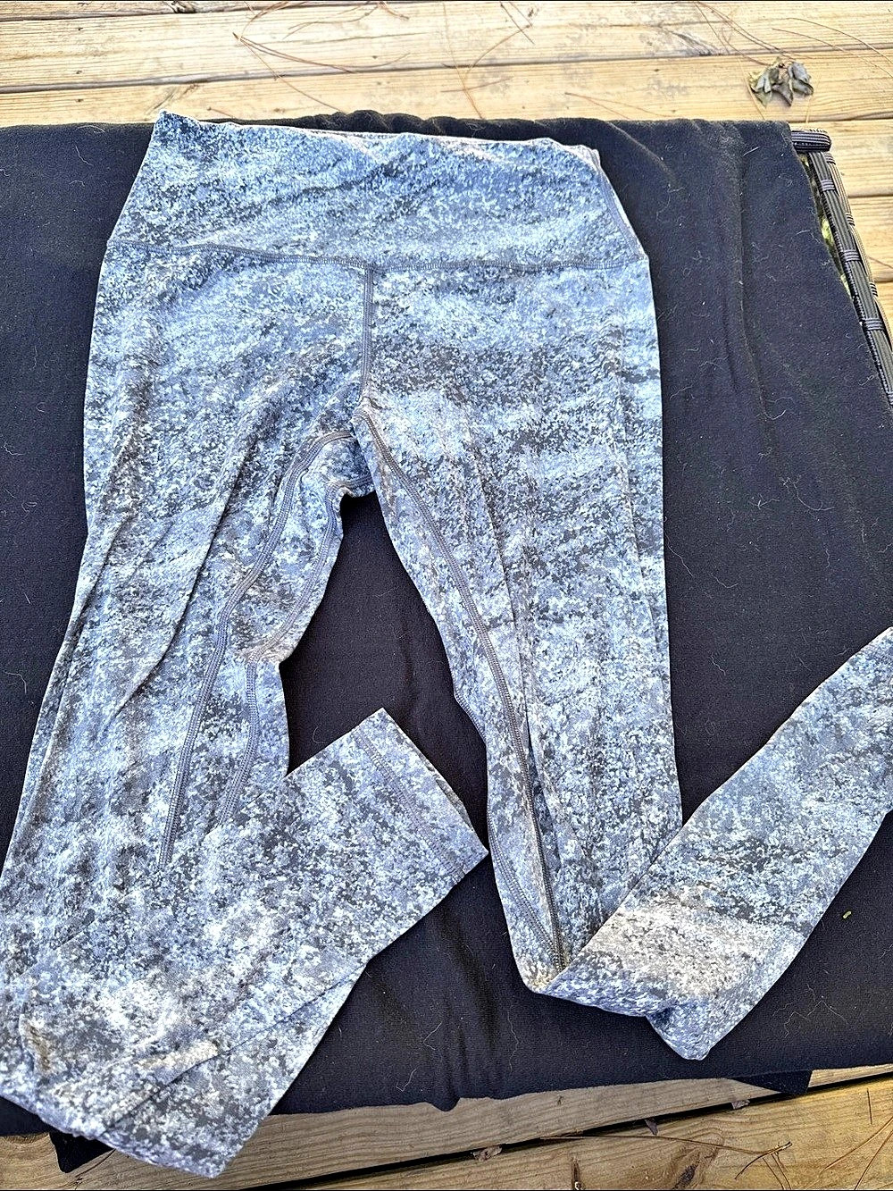 lululemon Align Pant II 28" Gray & Silver Leggings Size 8